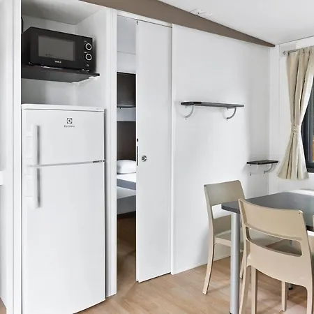 Mobile Homes Belvedere Vacanceselect Seget Vranjica