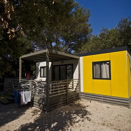 홀리데이파크 Mobile Homes Belvedere Vacanceselect