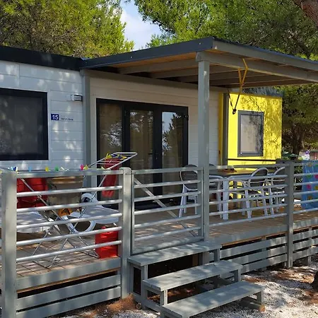 Feriepark Mobile Homes Belvedere Vacanceselect Seget Vranjica